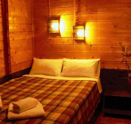 Pensión Chalets Tetrapolis *