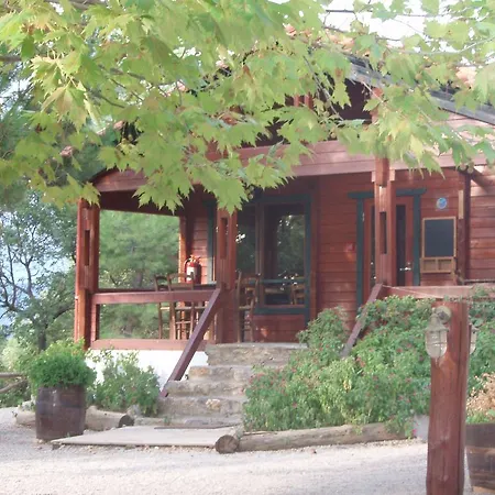 Chalets Tetrapolis Pensjonat Palaiokhórion