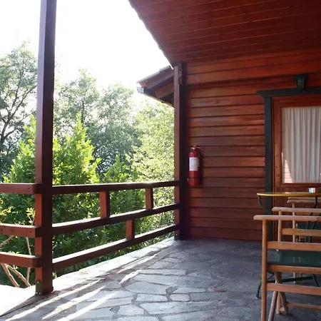 Chalets Tetrapolis Pensión *